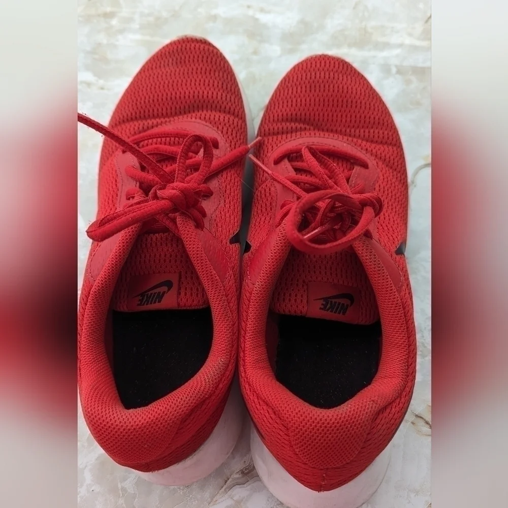 Nike Sneakers Shoes Men Red & Black Size 9.5